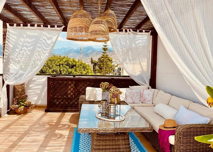 Boutique Plaza Cantarero بيت ضيافة نيرخا