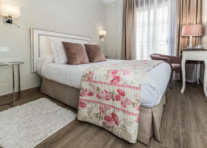 بيت ضيافة Boutique Plaza Cantarero نيرخا