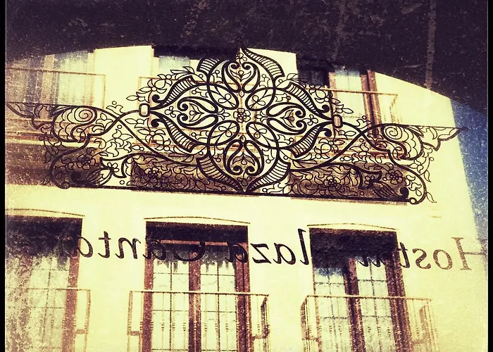 Boutique Plaza Cantarero بيت ضيافة نيرخا